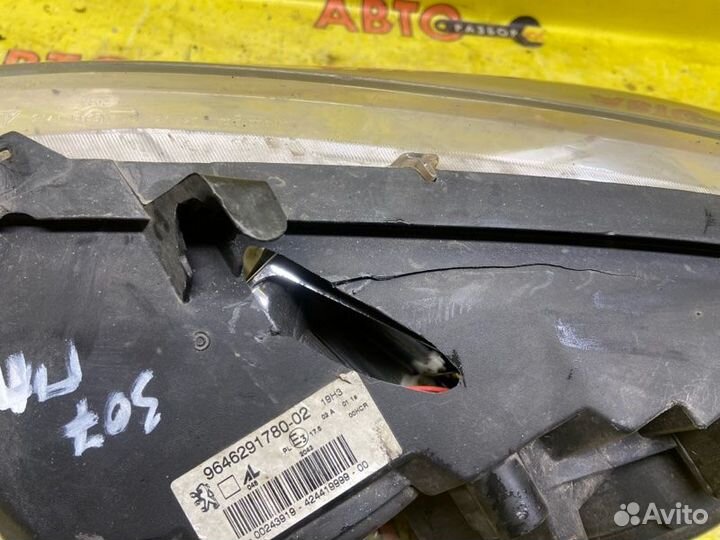 Фара передняя правая Peugeot 307 3A/C TU5JP4 2002