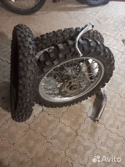 Колеса в сборе Yamaha yz250f 2014год колеса