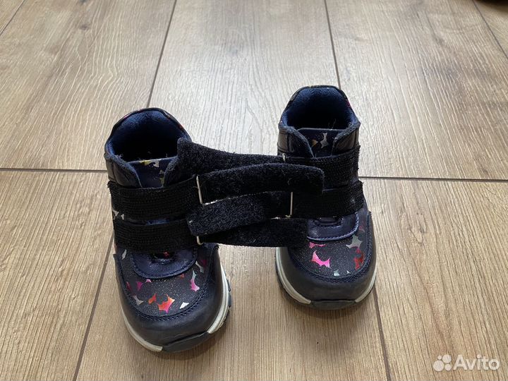 Кроссовки для девочки 21 размер