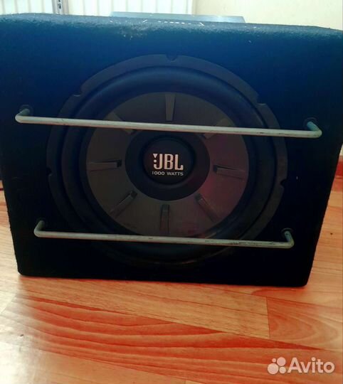 Сабвуфер с усилителем