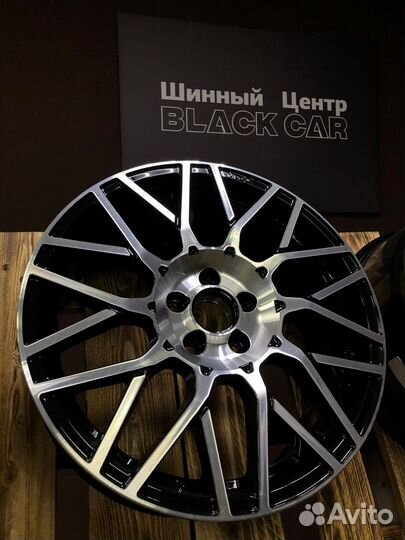 X'trike X-131 7,0\R17 5*114,3 ET45 d67,1 BK/FP