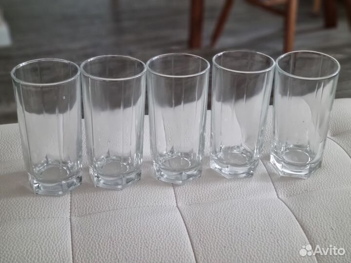 Чашки для чая, стаканы