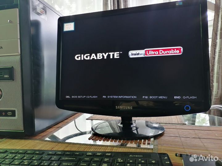 Компьютер на core i3 с монитором