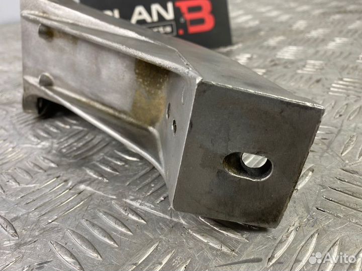 Кронштейн двигателя левый Bmw 5 E39