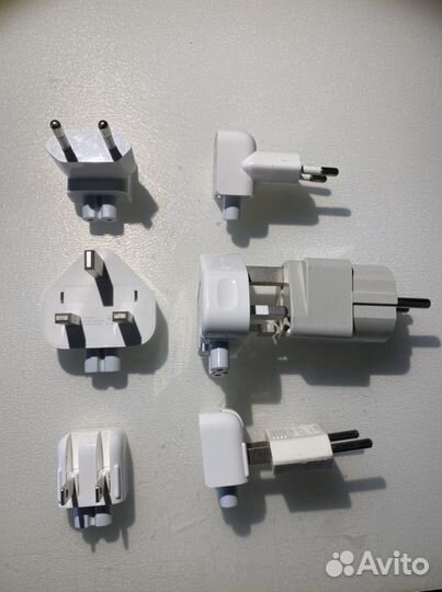 Вилка / адаптер / переходник зарядки Apple A1561