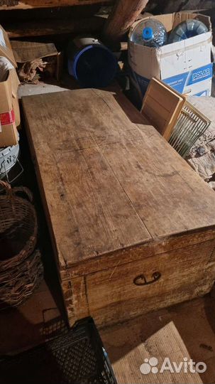 Сундук деревянный старинный