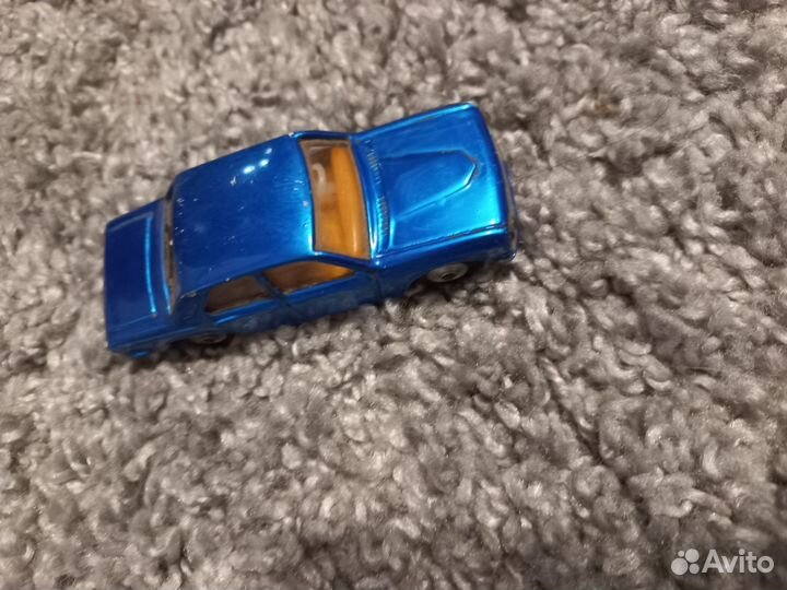 Модель автомобиля Волга Газ 24 1:43