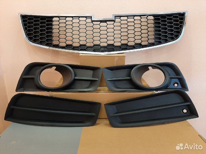 Шевроле Круз кузовные детали новые