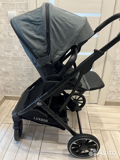 Прогулочная коляска luxmom