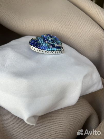 Брошь из бисера «Сердце»