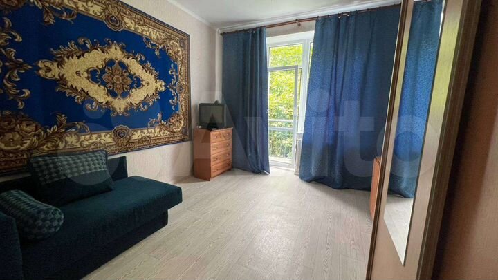 2-к. квартира, 58 м², 3/3 эт.