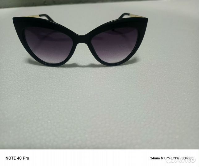 Солнцезащитные очки женские брендовые