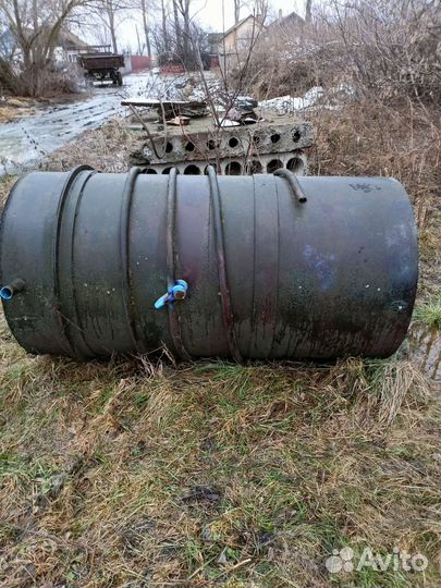 Бочка железная 800 л