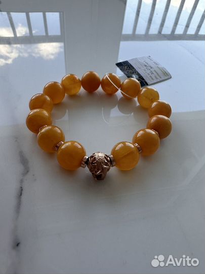 Браслет с балтийском янтарем