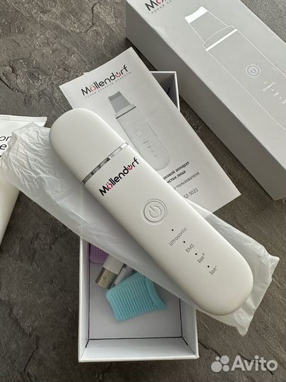 Ультразвузвуковой аппарат для чистки лица