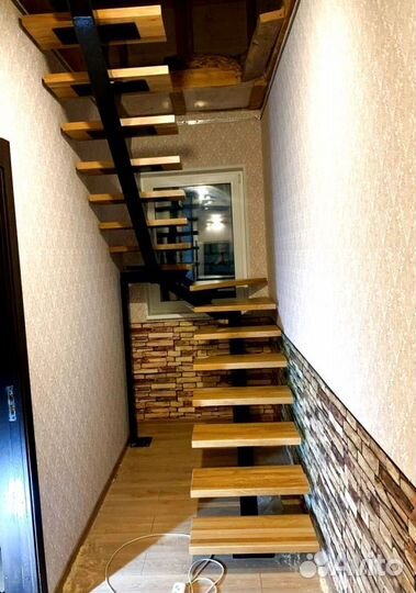 Прямая лестница на металлокаркасе