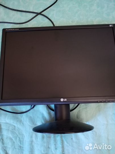 Монитор LG