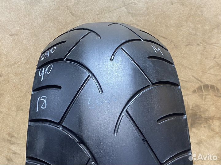 240/40/18 Metzeler Marathon ME880