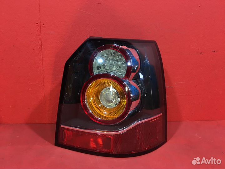 Фонарь задний правый Land Rover Freelander 2 SUV