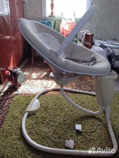 Детская электрокачеля - Graco