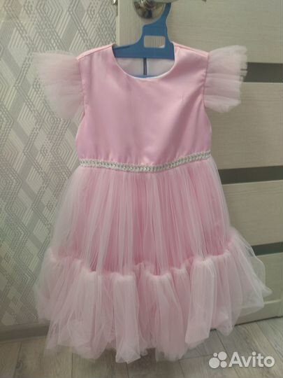 Нарядное платье