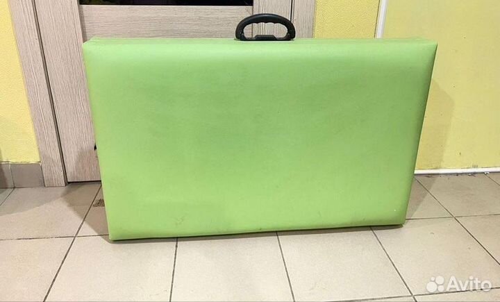 Массажный стол