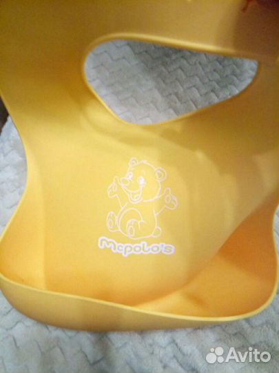 Нагрудник силиконовый