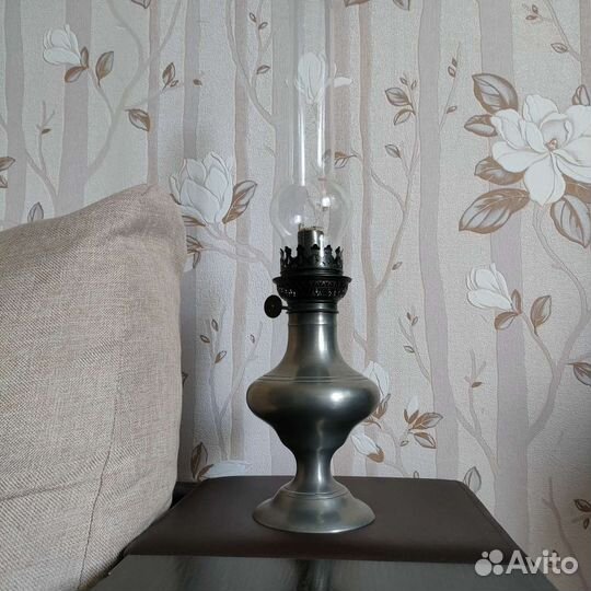 Старинная оловянная керосиновая лампа Франция