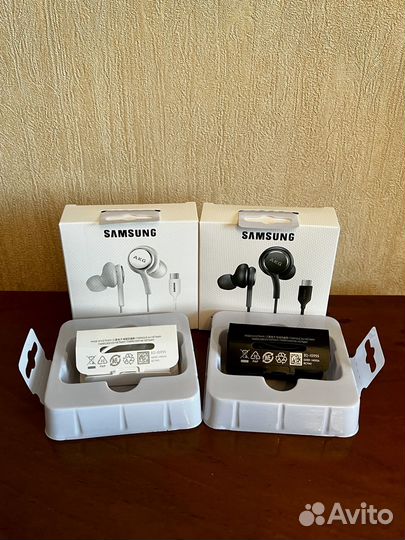 Наушники Samsung AKG с разъёмом Type-C