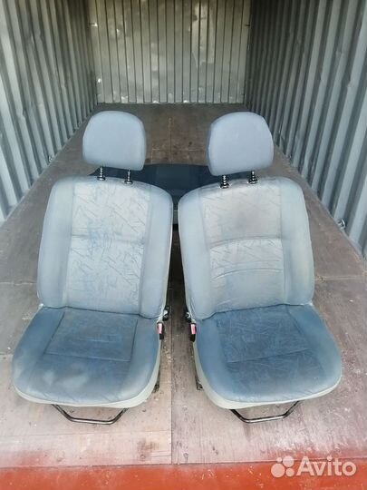 Сиденья renault logan