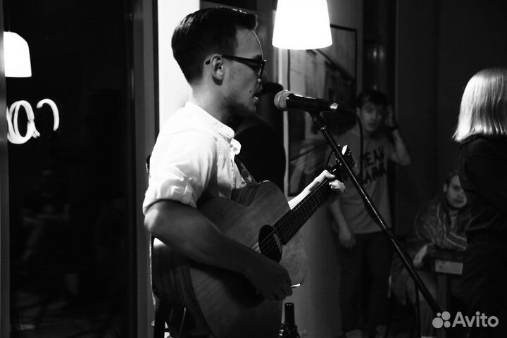 Певец Гитарист / Казанский Эд Ширан