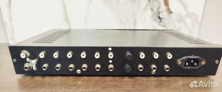 Ламповый предусилитель с фонокорректором мм