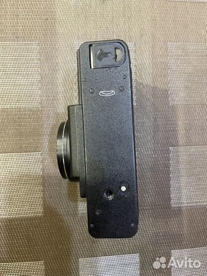 Плёночный фотоаппарат Эликон