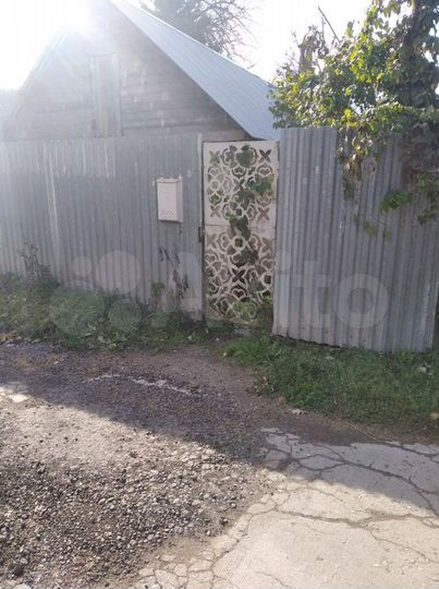 Дом 30 м² на участке 8,4 сот.