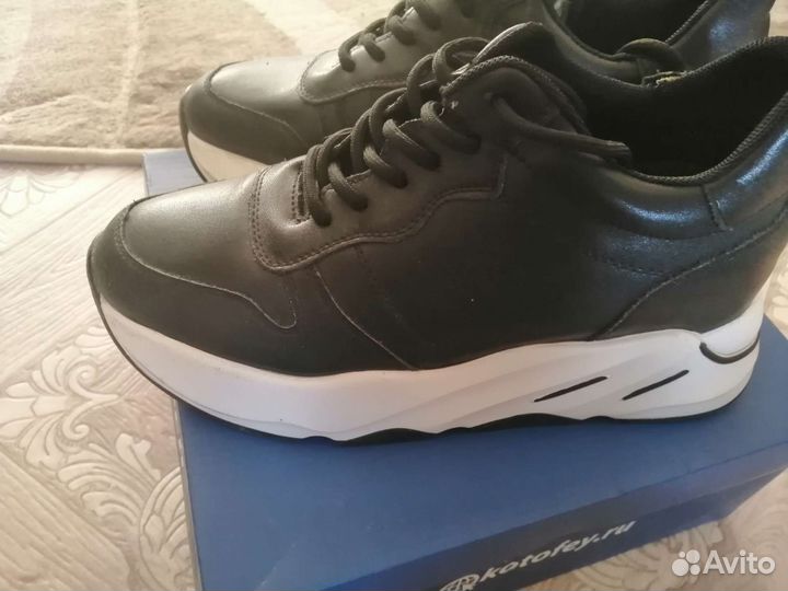 Кроссовки женские натуральная кожа