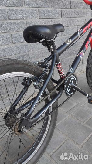 Трюковой велосипед bmx