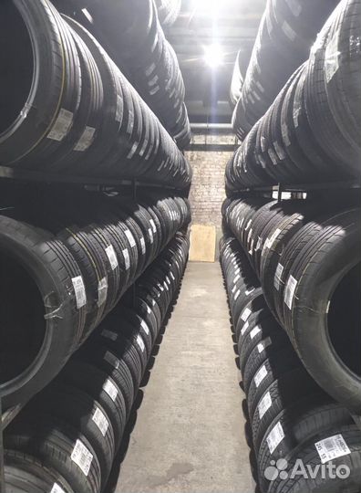 Kumho Sense KR26 235/65 R17