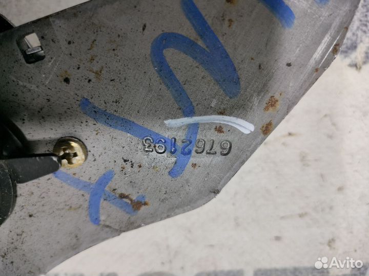 Рычаг стояночного тормоза BMW X5 E53 LCI