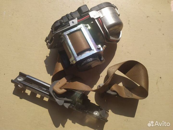 Ремень безопасности передний правый Mercedes-Benz