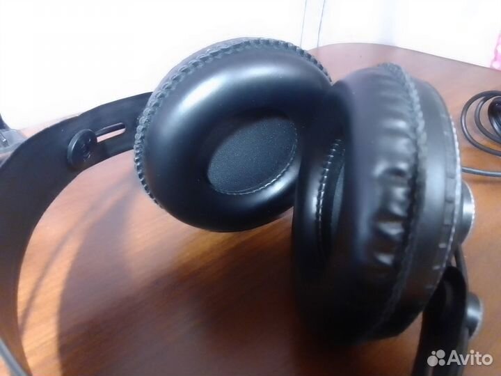 Наушники Axelvox HD241