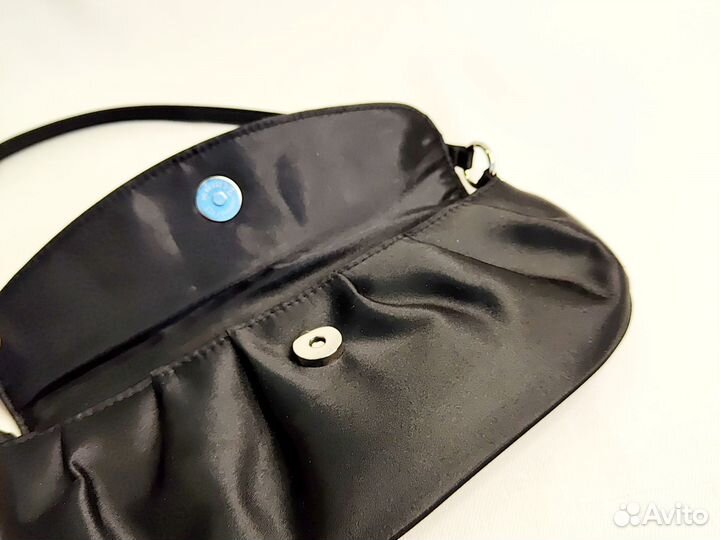 Сумка клатч из атласа Accessorize