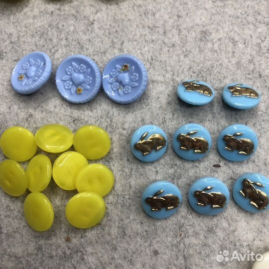 Винтажные стеклянные пуговицы Яблонец