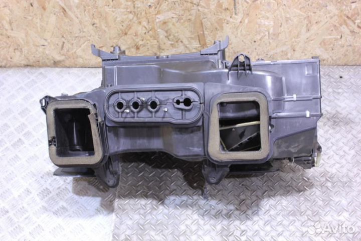 Корпус отопителя Bmw 7 e66 2001-2008