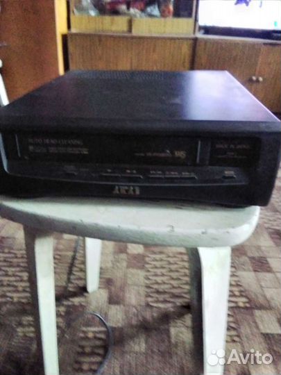 Видеомагнитофон