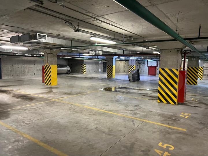 Машиноместо, 13 м²