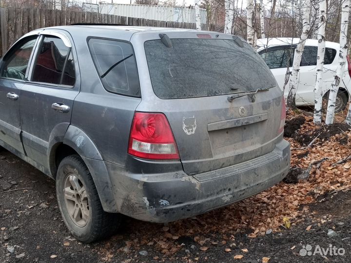 Kia Sorento 2.5 AT, 2003, битый, 250 000 км