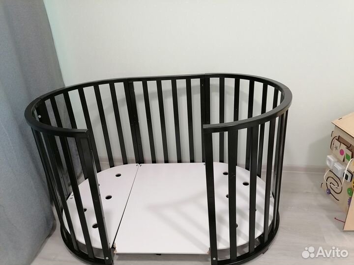 Детская кроватка трансформер с маятником