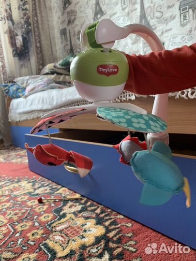 Мобиль tiny love