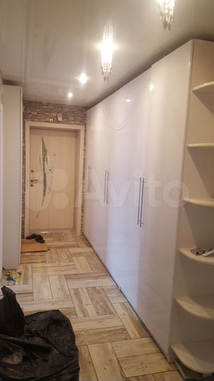 2-к. квартира, 56 м², 2/5 эт.