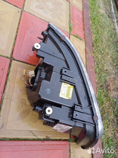 Фара volkswagen transporter т 5